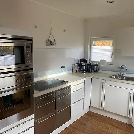 Eifelcottage Zaunkoenig シャレー ウルメン