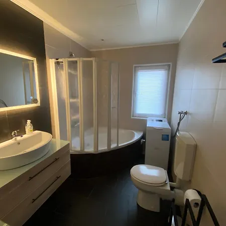 シャレー Eifelcottage Zaunkoenig ウルメン