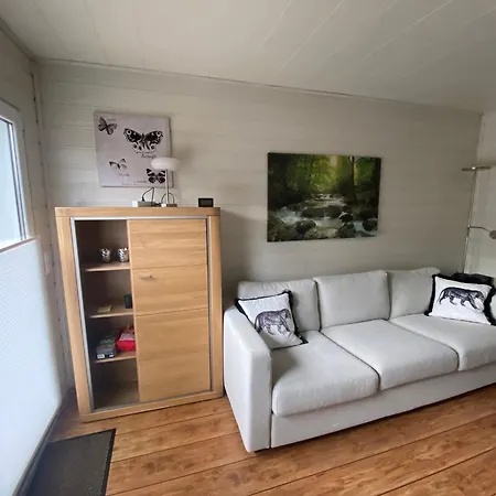 Eifelcottage Zaunkoenig ウルメン